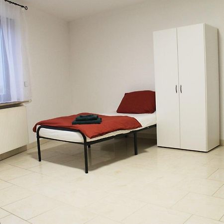 Spacious Apartment In Industrial Area لودفيغسبرغ المظهر الخارجي الصورة